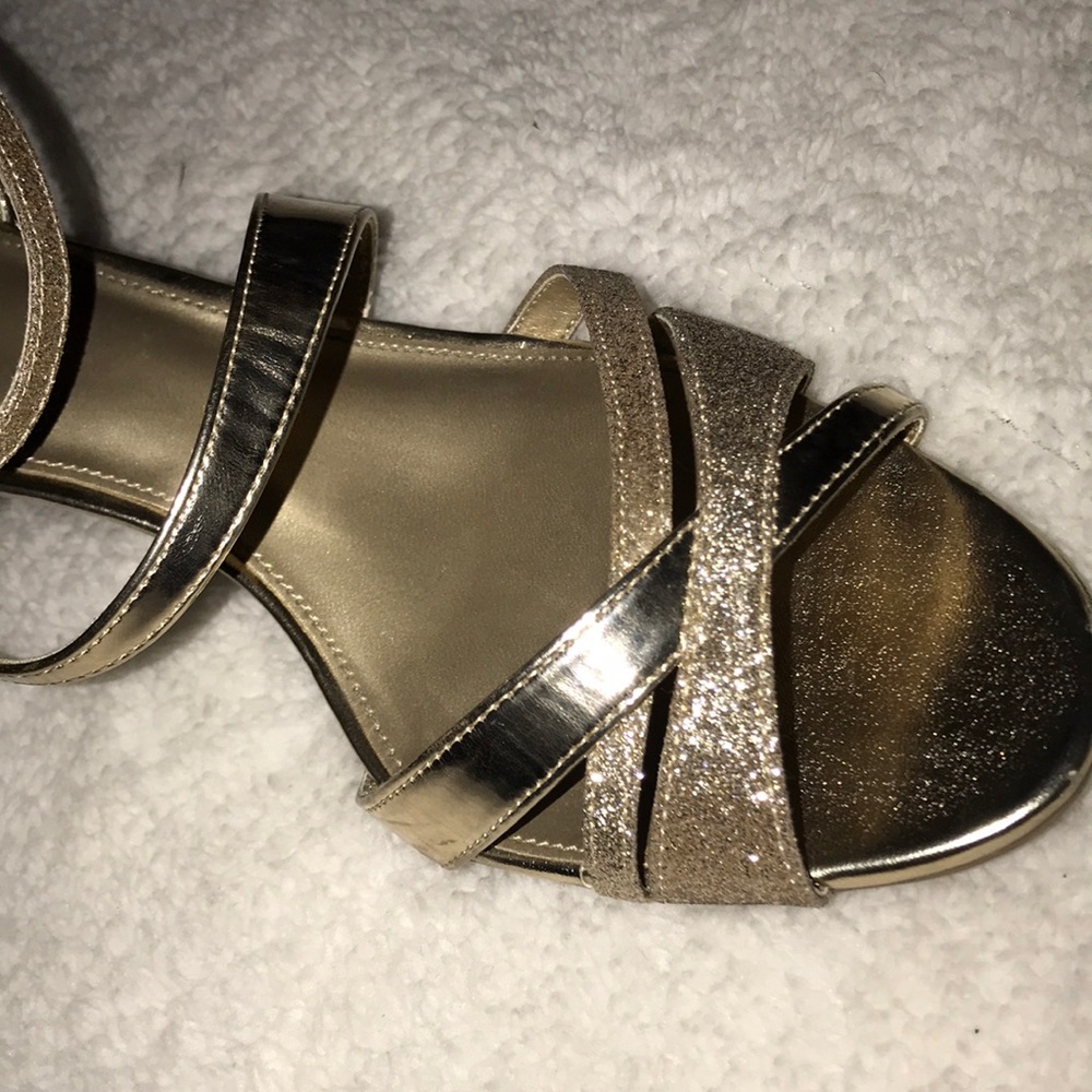 Shoes - Picture 3 of 3